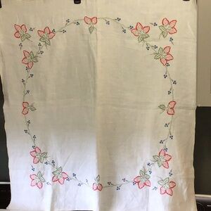 Gorgeous linen tablecloth